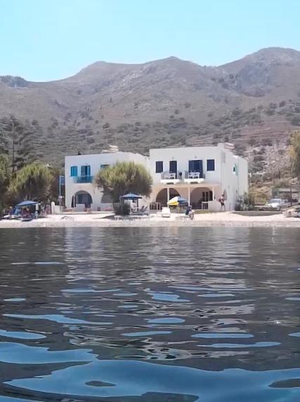 Pavlos Rooms Livadia  Exterior photo